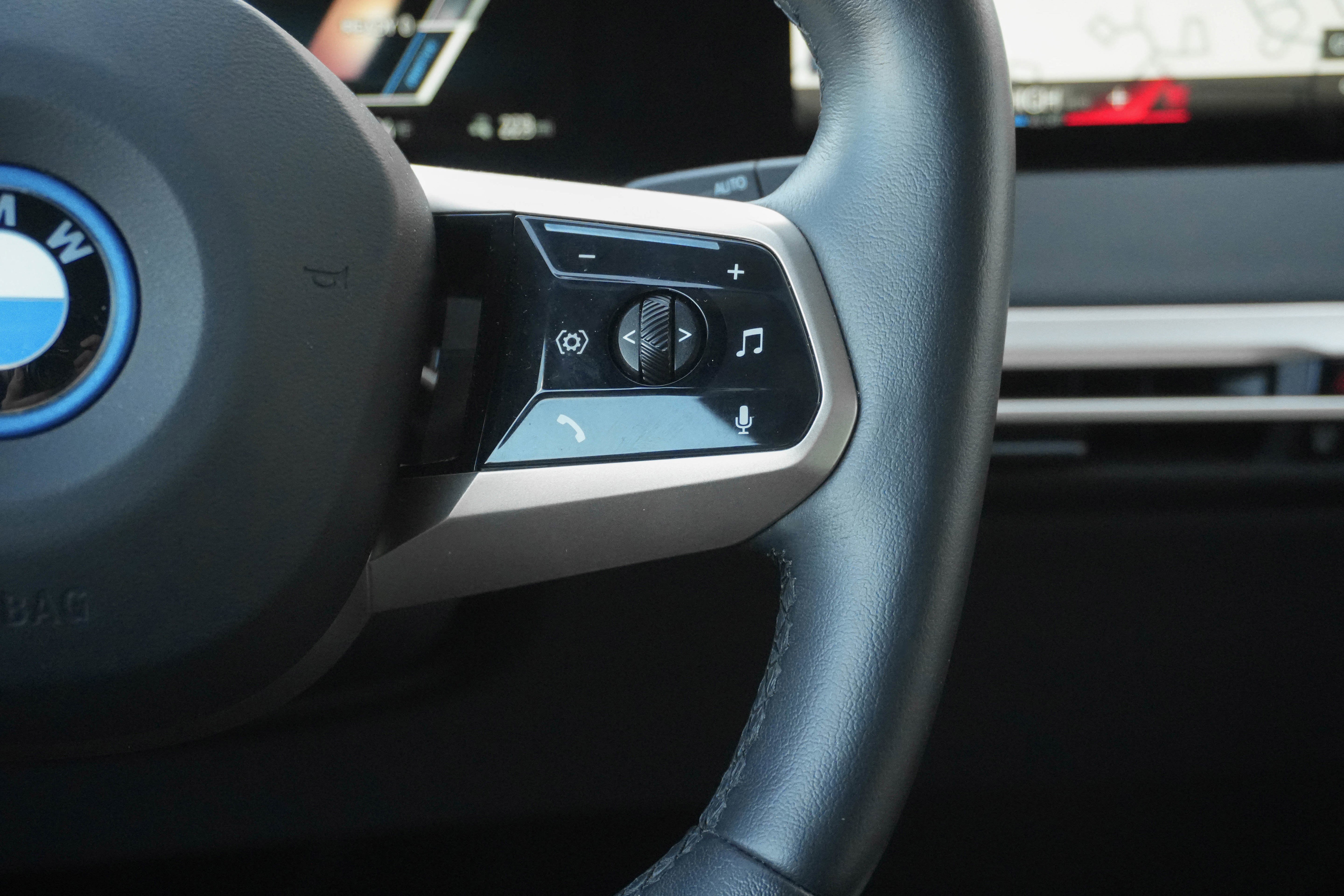 Certified 2023 BMW iX xDrive50 w/ Premium Package image 16