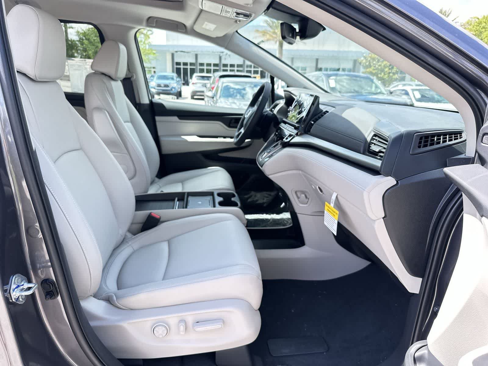 New 2026 Honda Odyssey EX-L image 17