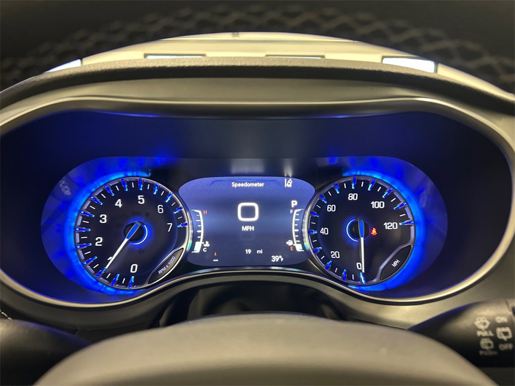 New 2026 Chrysler Pacifica Limited image 21