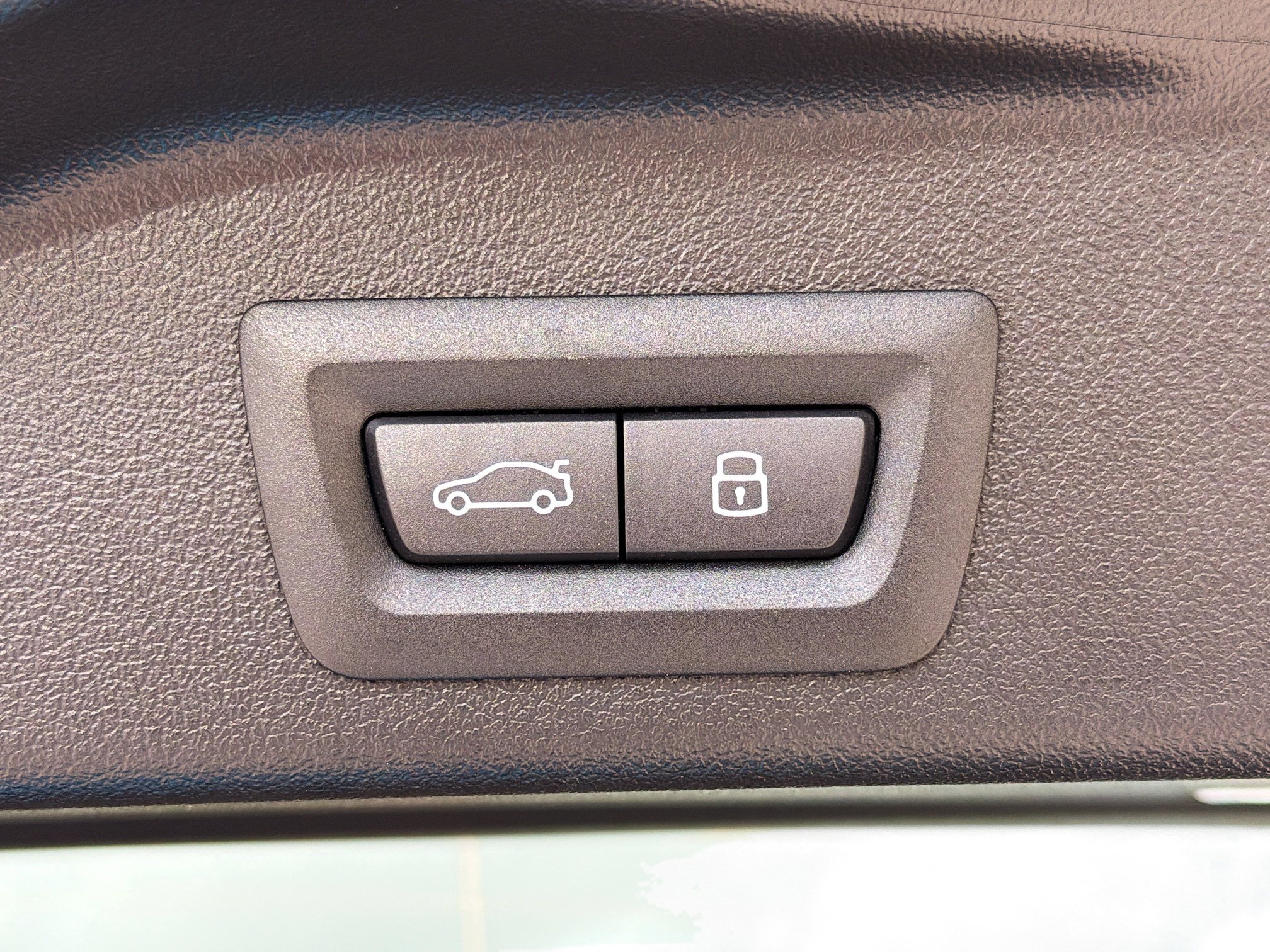 New 2026 BMW X5 xDrive50e w/ M Sport Package image 13