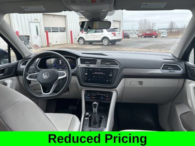 Used 2024 Volkswagen Tiguan Wolfsburg Edition AWD/4WD image 36