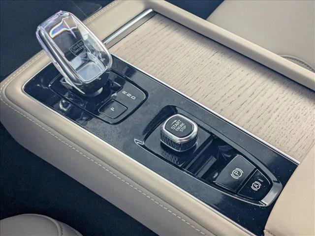 New 2026 Volvo XC90 T8 Plus image 12