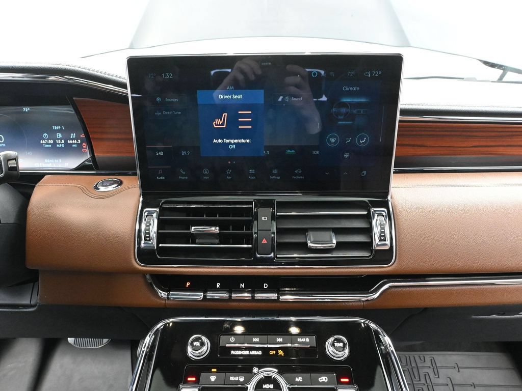 Used 2024 Lincoln Navigator Reserve w/ Equipment Group 201A AWD/4WD image 34
