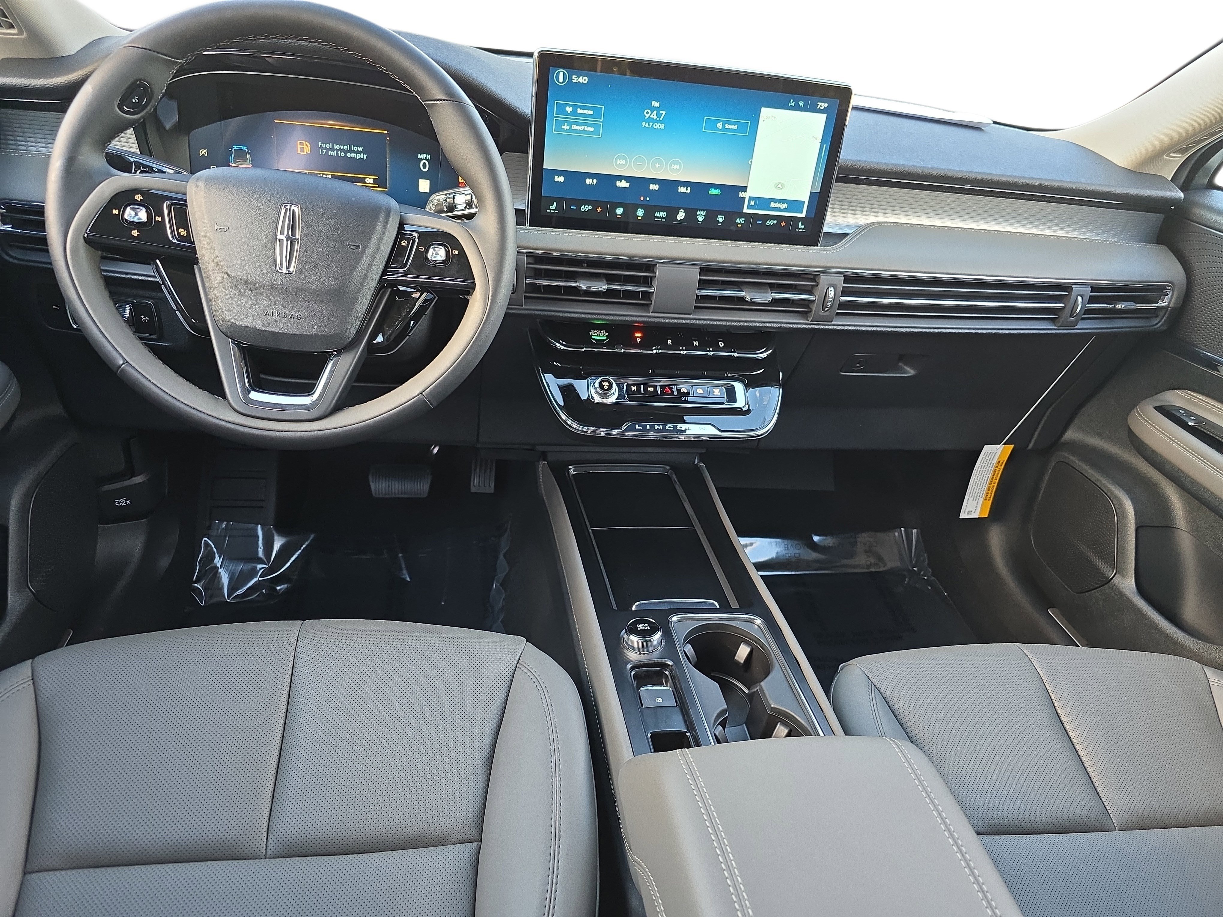 New 2026 Lincoln Corsair Premiere image 9