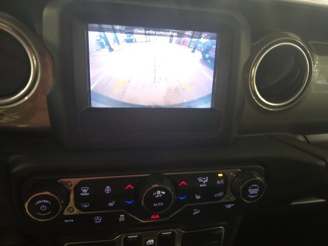 Used 2018 Jeep Wrangler Unlimited Sahara w/ LED Lighting Group image 16