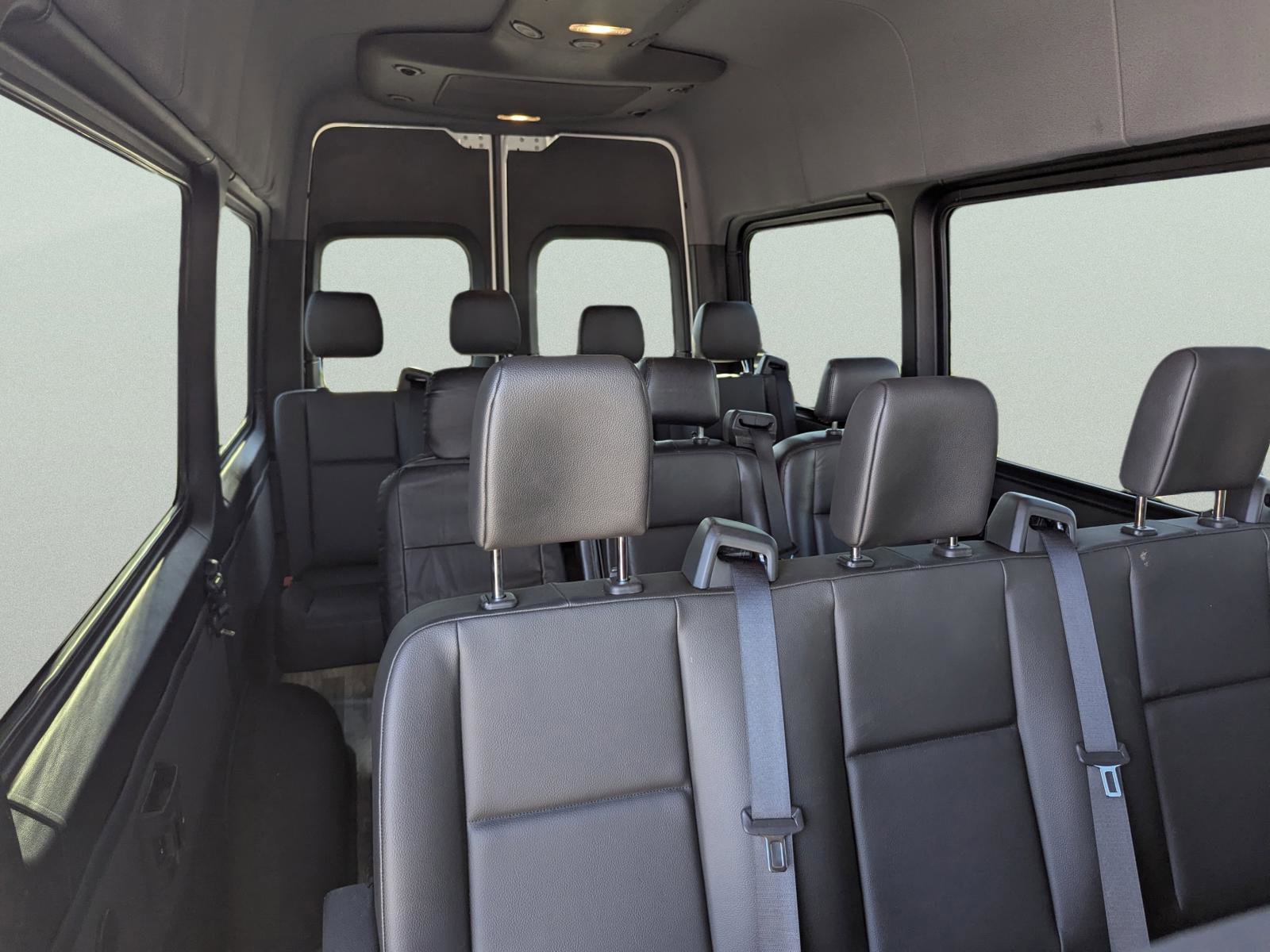 Used 2019 Mercedes-Benz Sprinter 2500 image 19