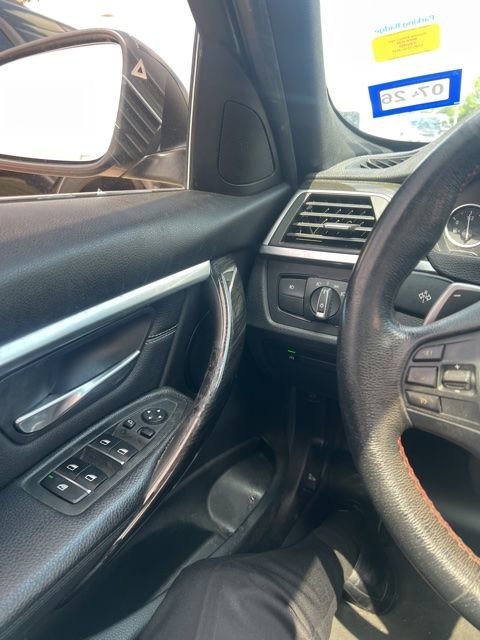 Used 2018 BMW 330i Sedan RWD image 19