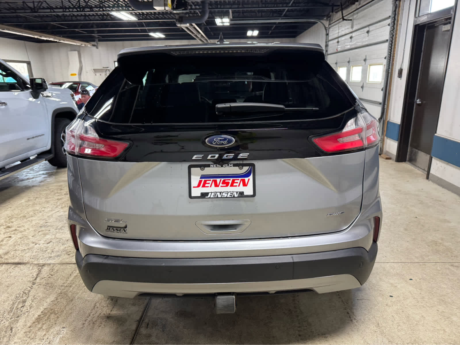 Used 2022 Ford Edge SEL w/ Convenience Package AWD/4WD image 5