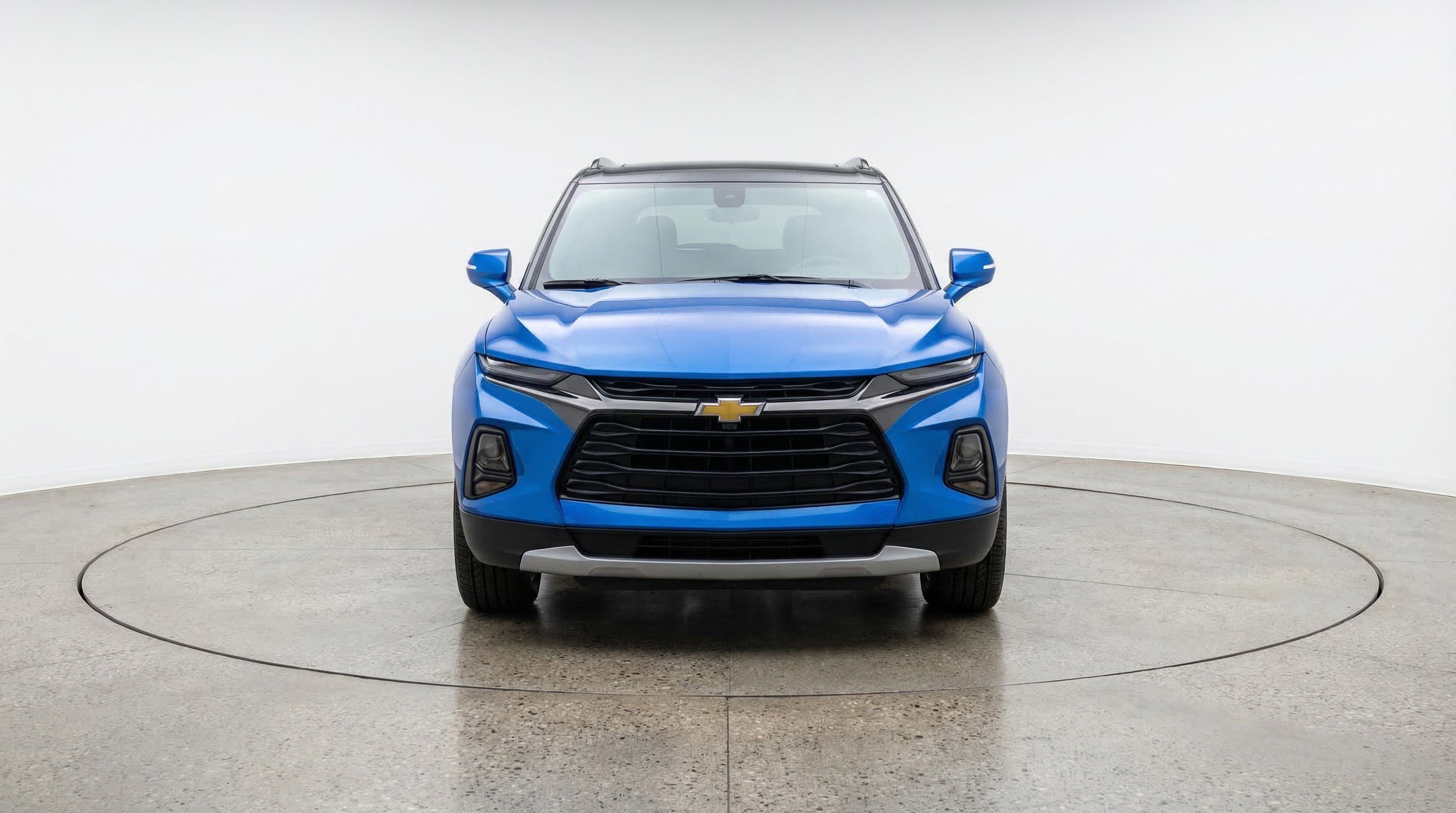 Used 2025 Chevrolet Blazer LT image 2