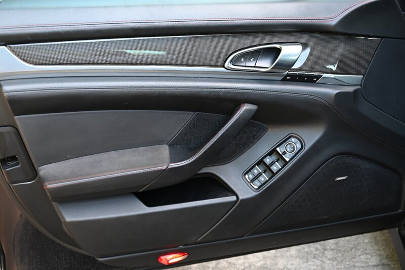 Used 2015 Porsche Panamera GTS AWD/4WD image 44