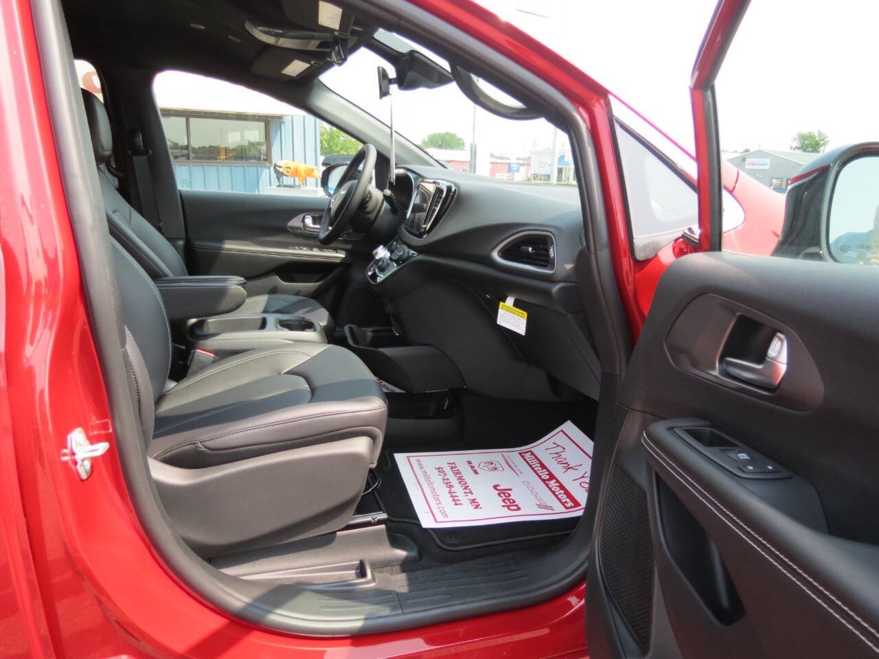 New 2026 Chrysler Voyager LX FWD image 23
