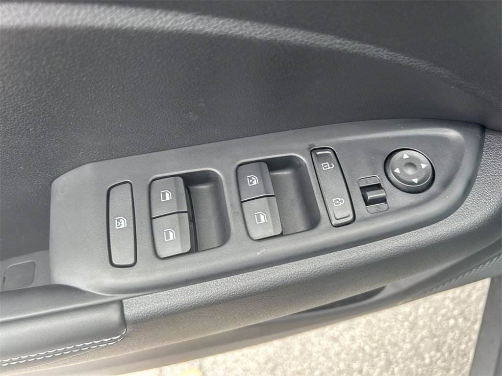 New 2025 Hyundai Venue Limited image 21