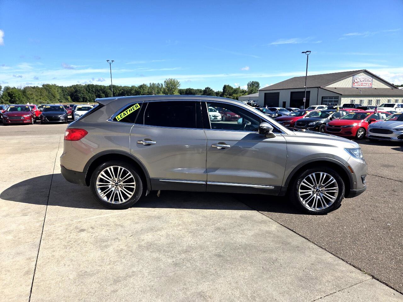 Used 2016 Lincoln MKX Reserve w/ Equipment Group 102A image 4