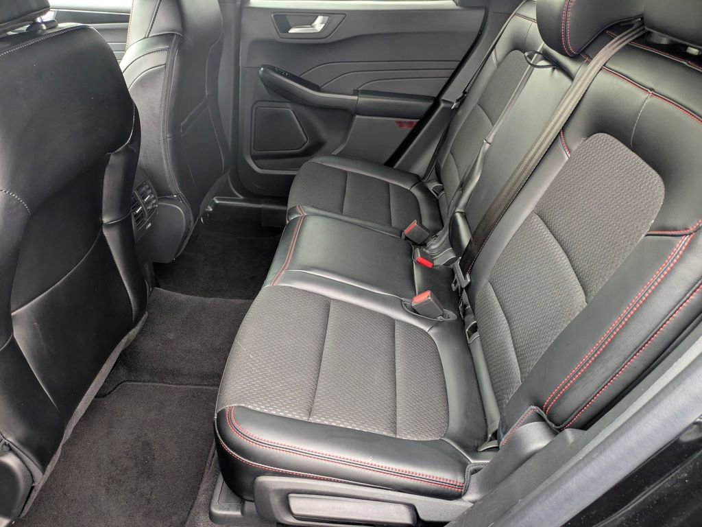 Used 2025 Ford Escape ST-Line AWD/4WD image 33