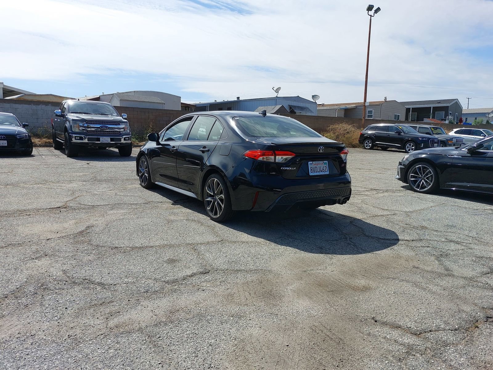 Used 2021 Toyota Corolla SE w/ Carpet Mat Package (TMS) FWD image 4
