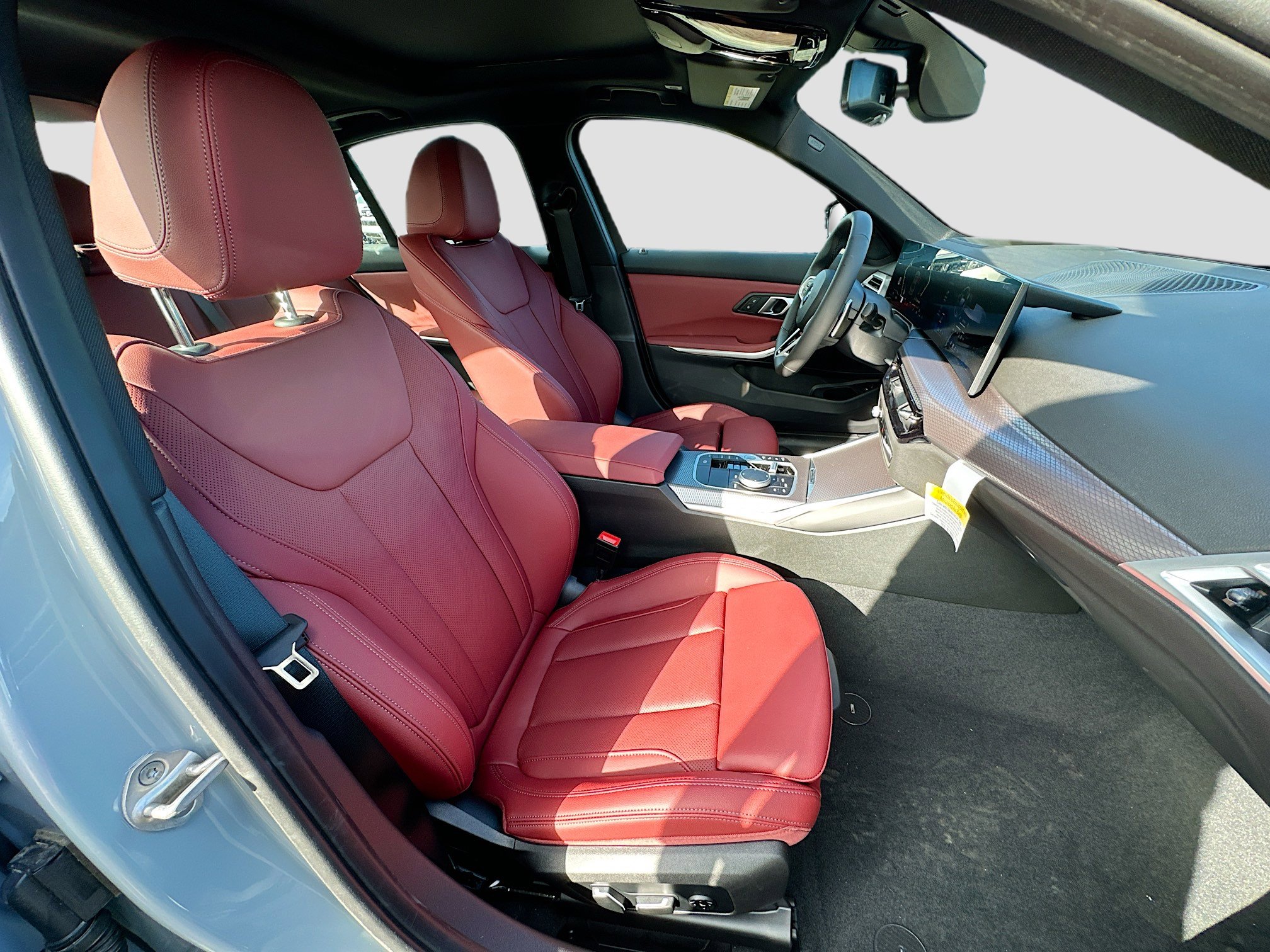 New 2026 BMW 330i Sedan w/ M Sport Package RWD image 23