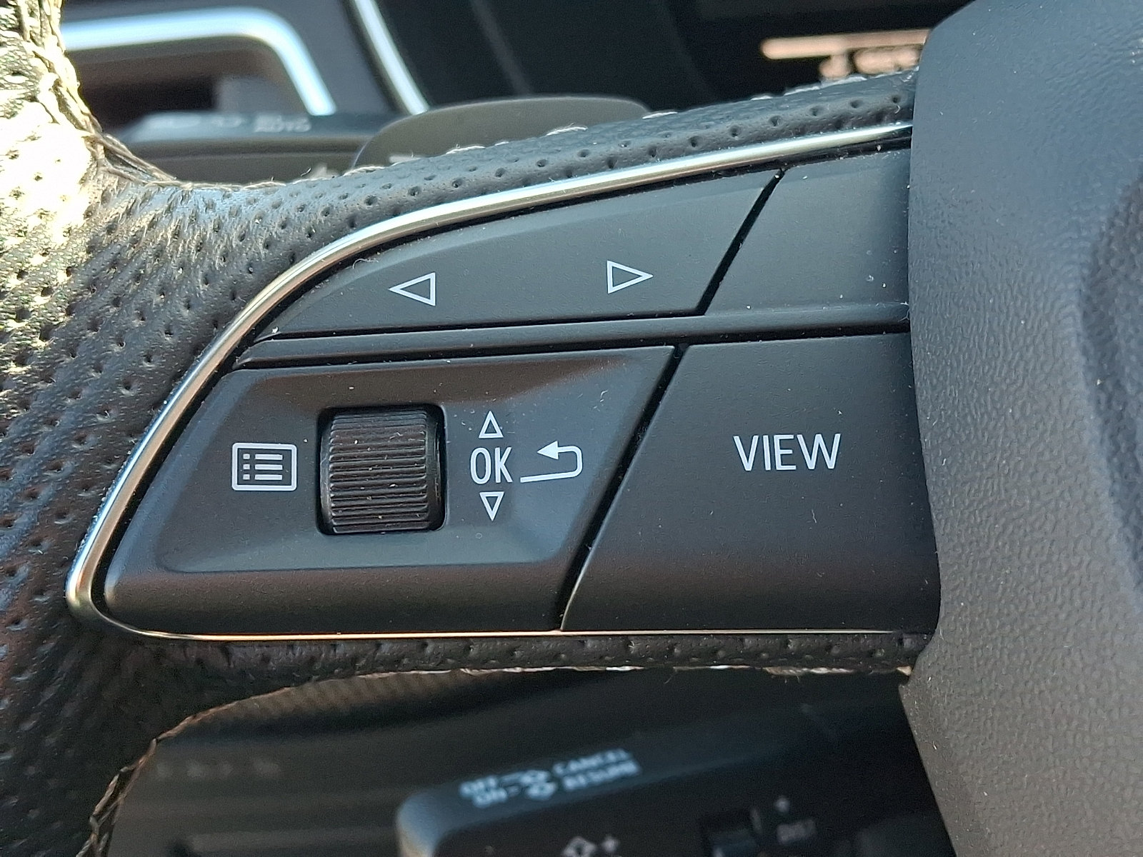 Used 2023 Audi S4 Premium Plus w/ Premium Plus Package AWD/4WD image 21