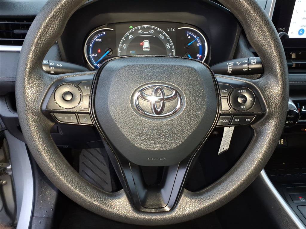 Used 2025 Toyota RAV4 LE AWD/4WD image 24
