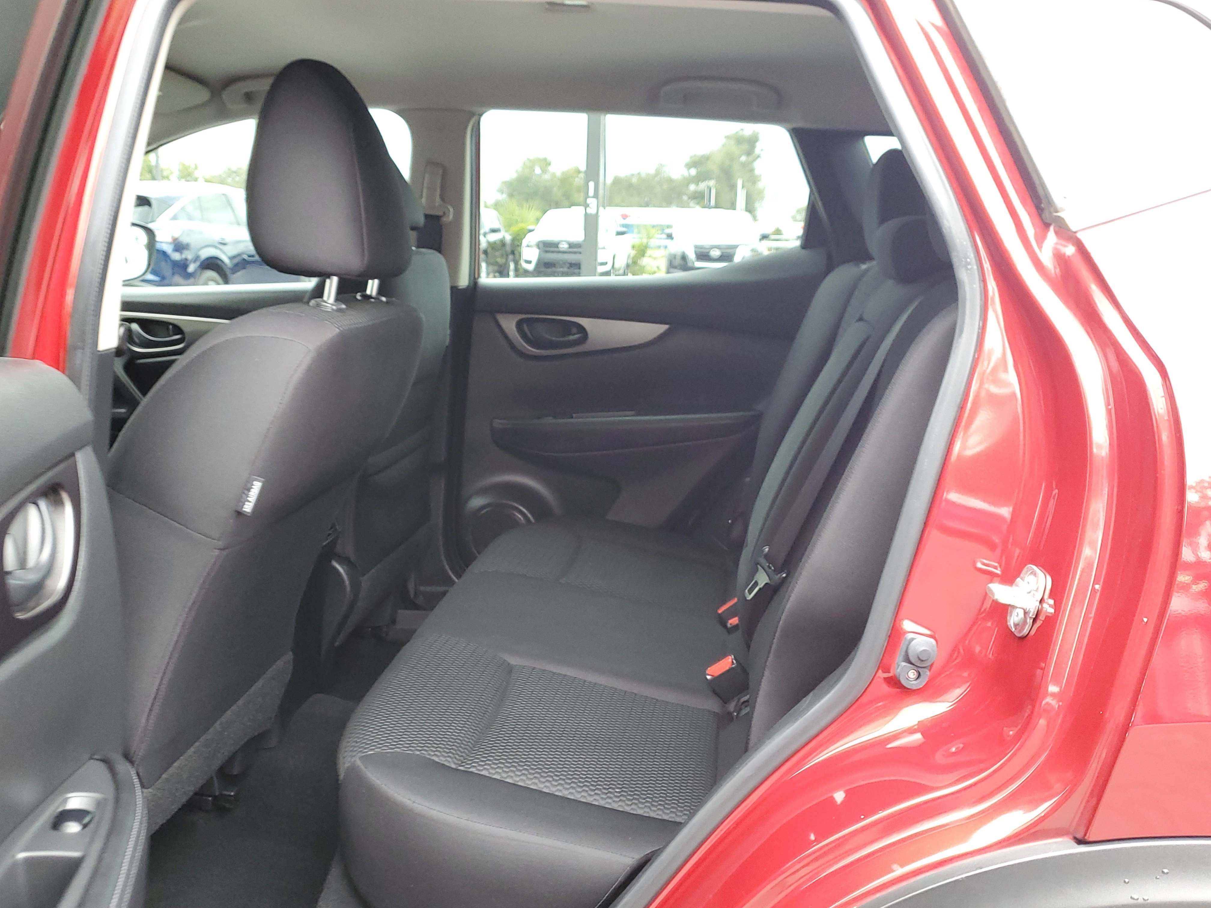 Used 2019 Nissan Rogue Sport S w/ Appearance Package image 11