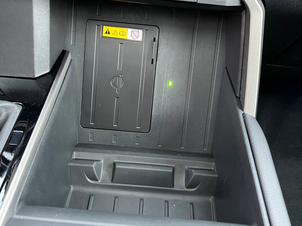 Used 2024 Toyota Tundra Limited image 31