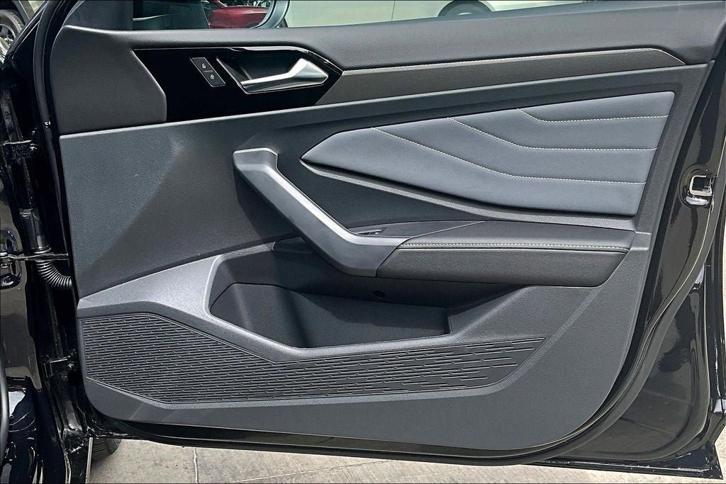 New 2026 Volkswagen Jetta SEL FWD image 28