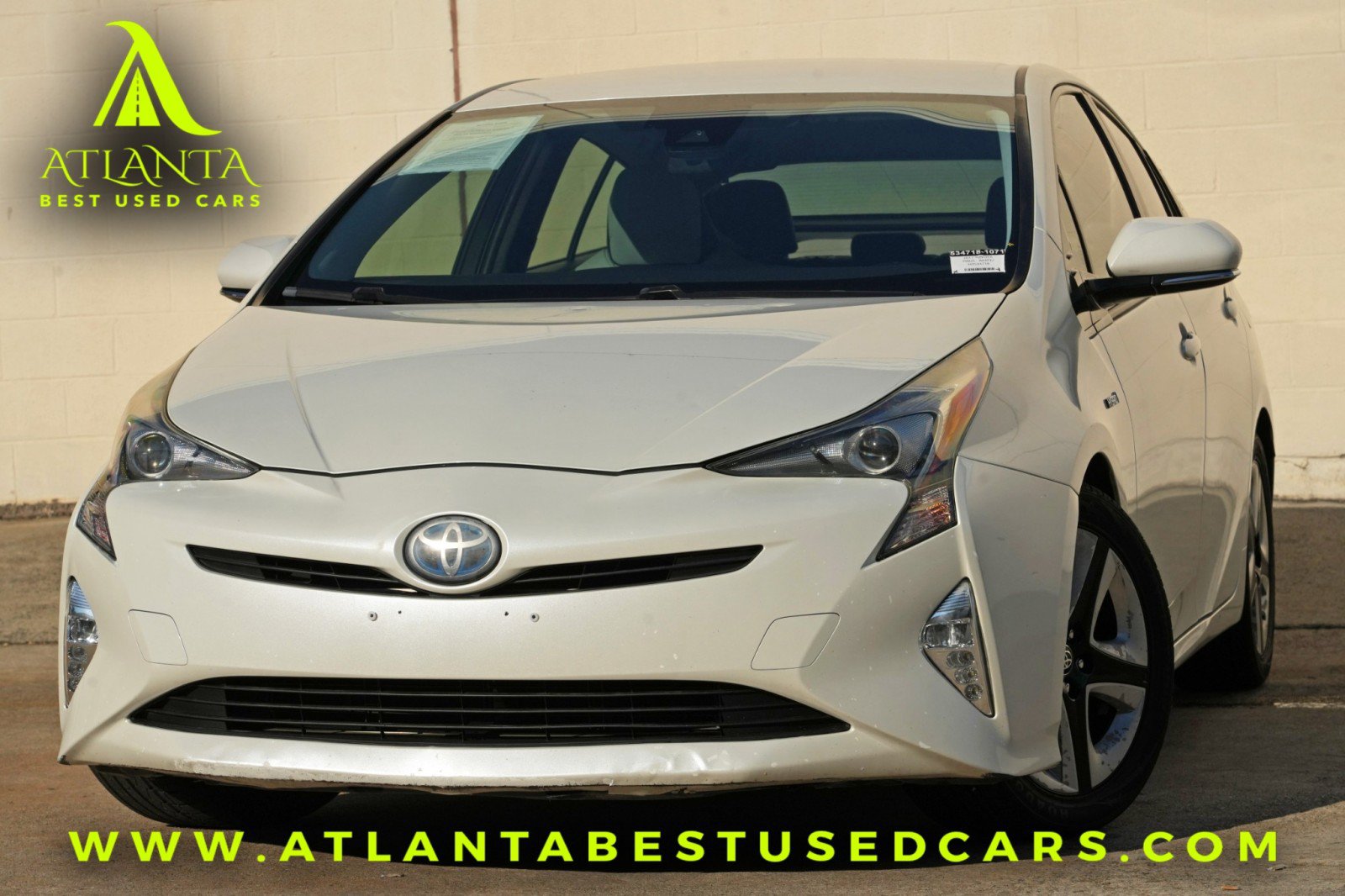 Used 2017 Toyota Prius Three Touring w/ Carpet Mat Package FWD video 1
