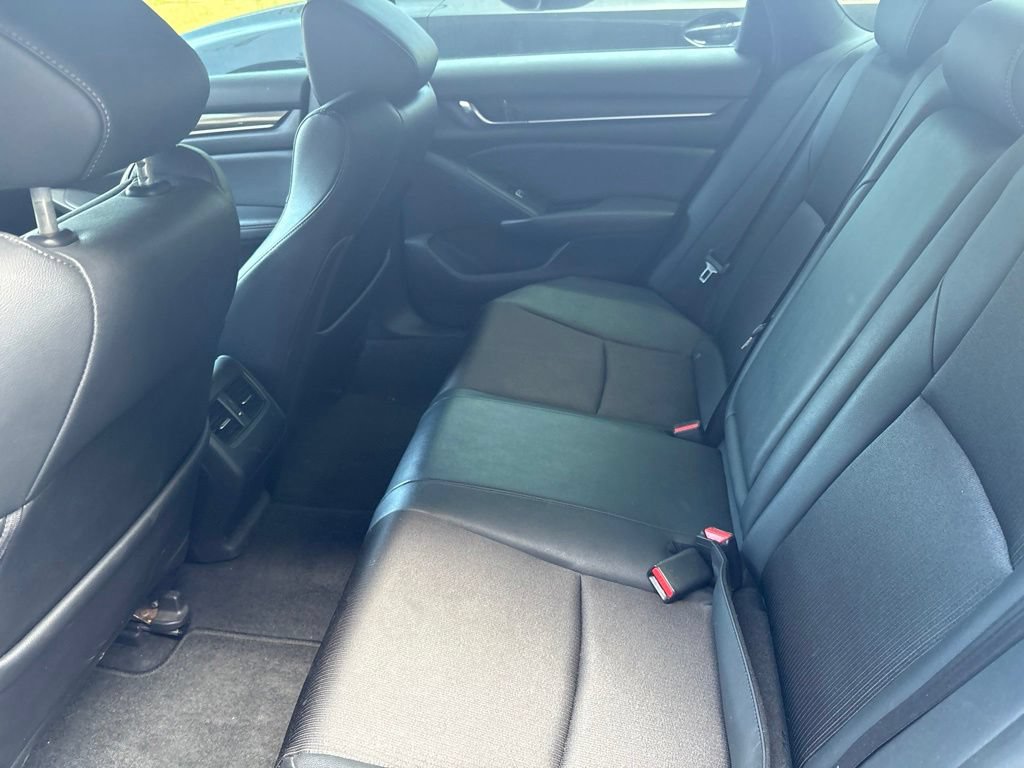 Used 2019 Honda Accord Sport image 14