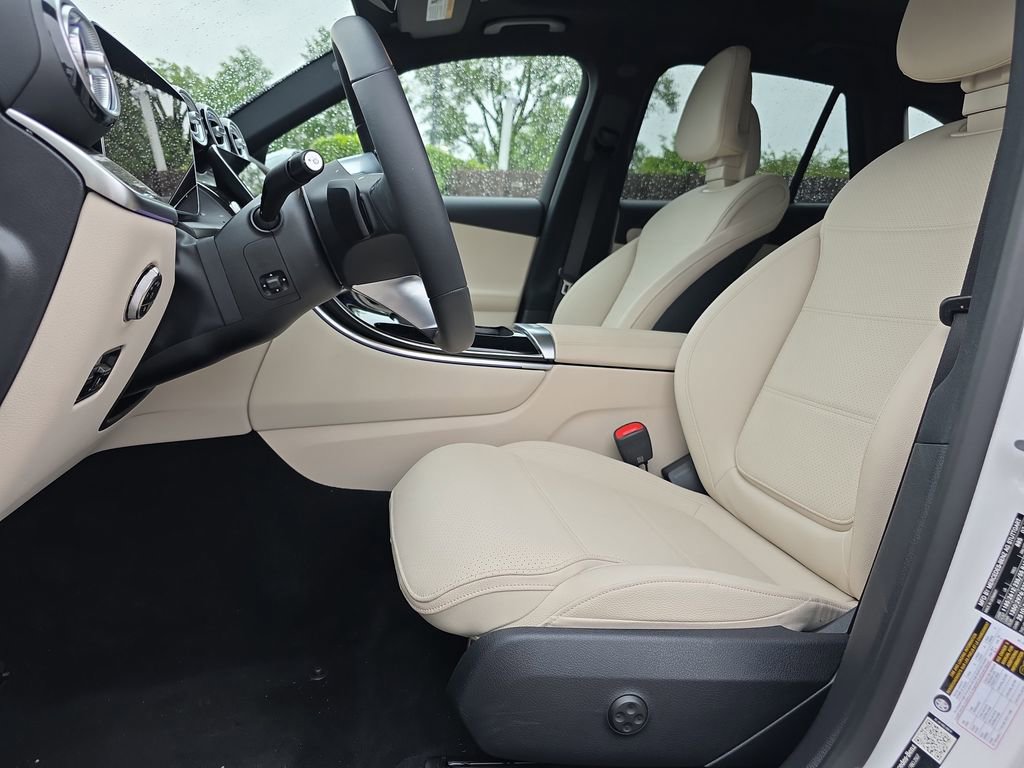 New 2026 Mercedes-Benz GLC 300 4MATIC image 10
