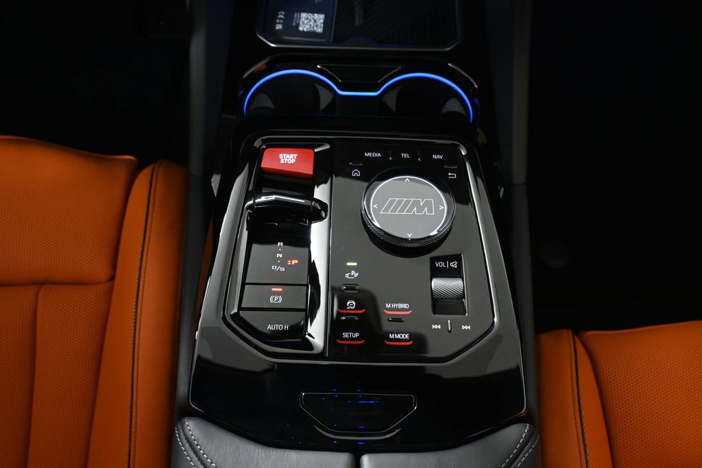 New 2026 BMW M5 w/ Executive Package AWD/4WD image 24