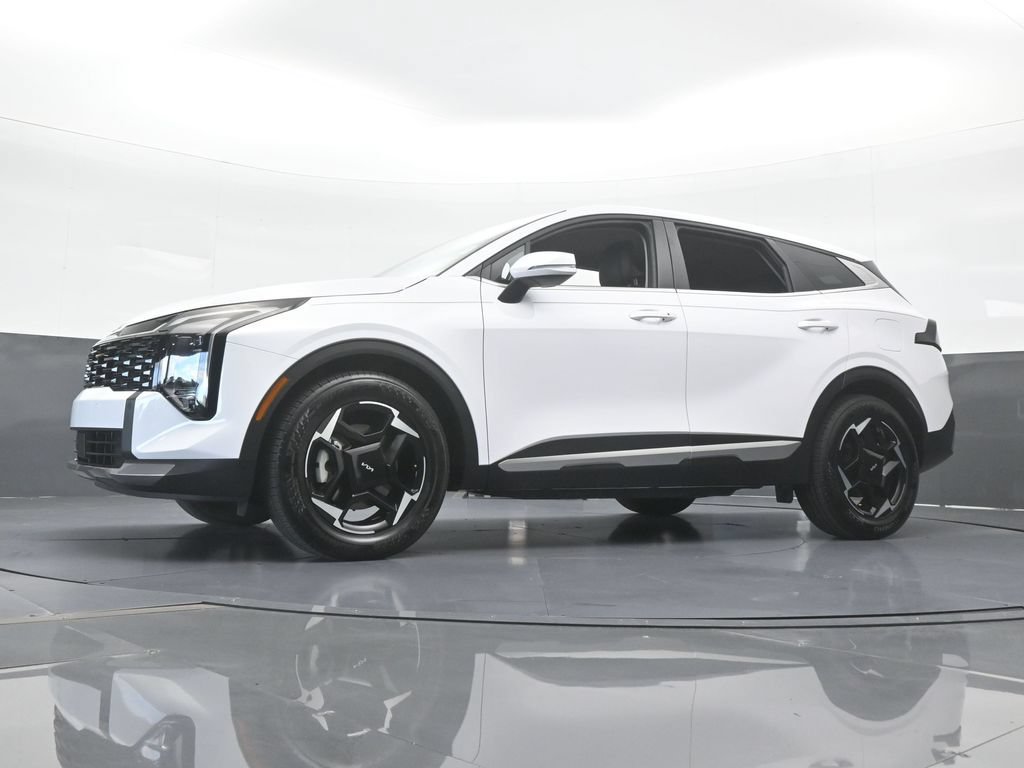 Used 2026 Kia Sportage EX FWD image 58