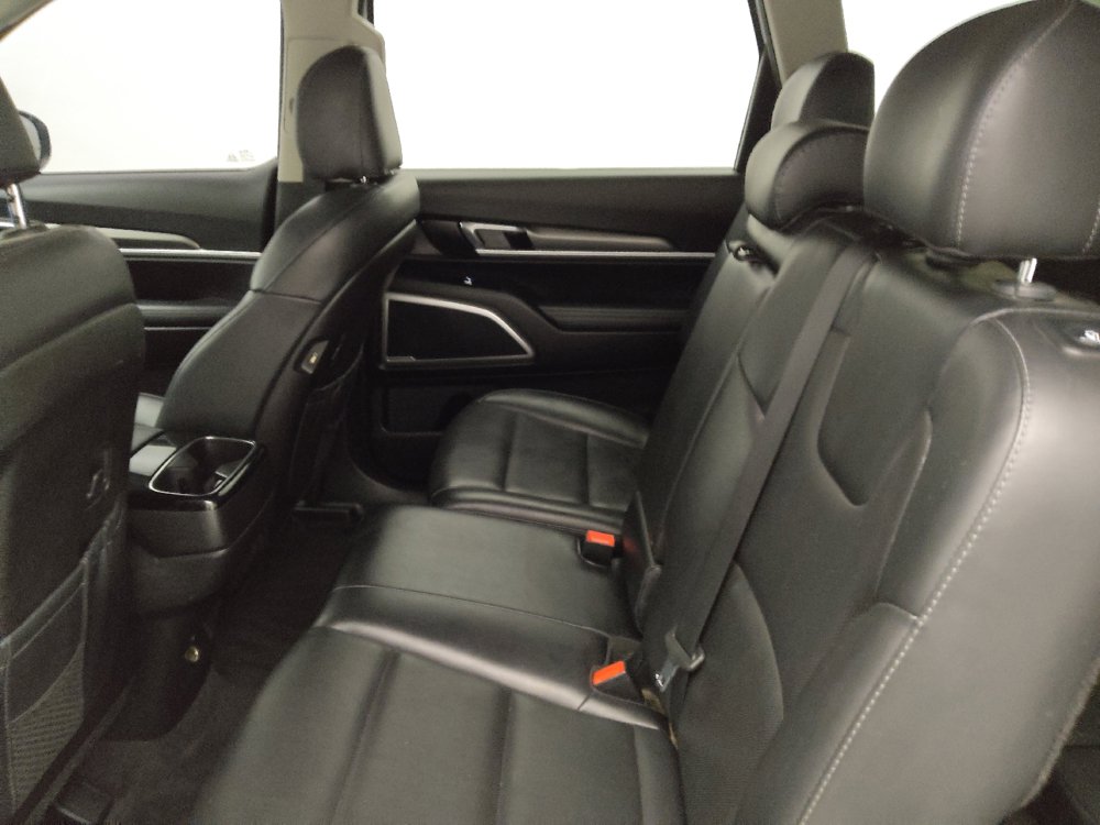 Used 2020 Kia Telluride S w/ S 8 Passenger Seating Package FWD image 18