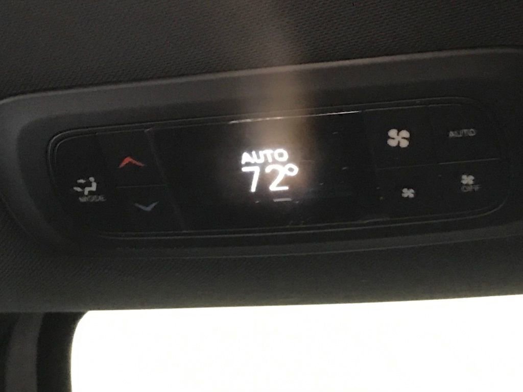 New 2026 Chrysler Pacifica Select w/ S Appearance Package AWD/4WD image 33