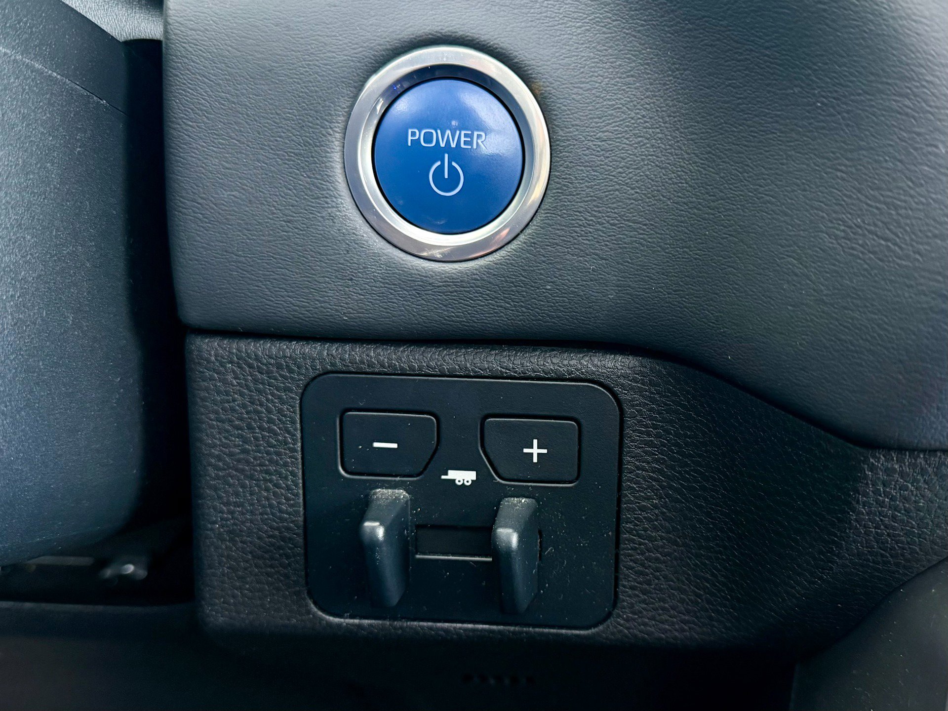 Used 2023 Toyota Sequoia Platinum image 50