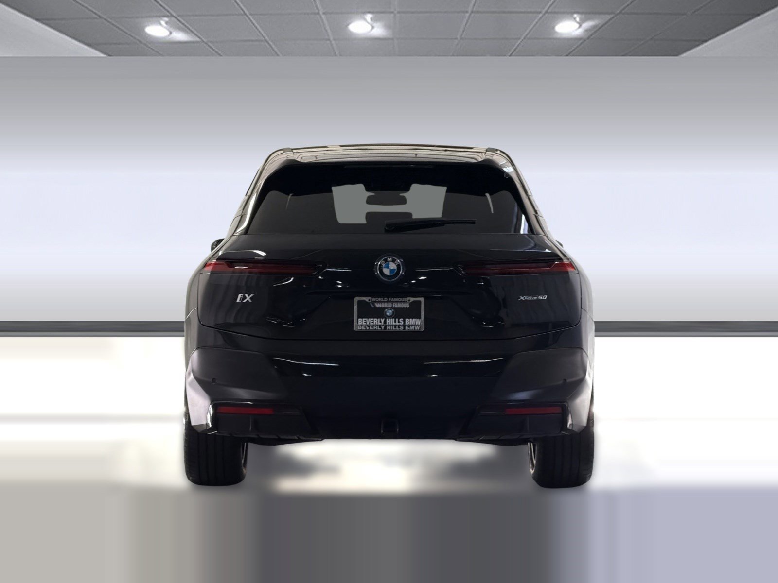 Used 2024 BMW iX xDrive50 AWD/4WD image 9