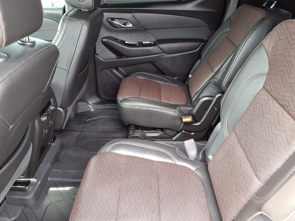 Used 2023 Chevrolet Traverse High Country w/ LPO, Floor Liner Package FWD image 11