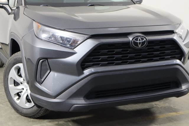 Used 2020 Toyota RAV4 LE FWD image 44