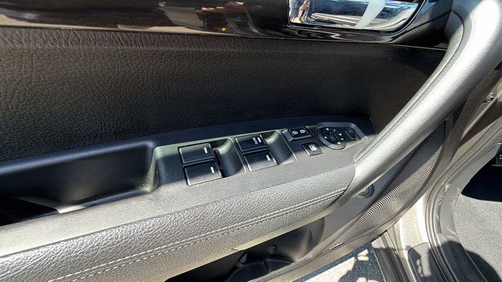 Used 2013 Kia Sorento EX w/ EX V6 Premium Pkg FWD image 21