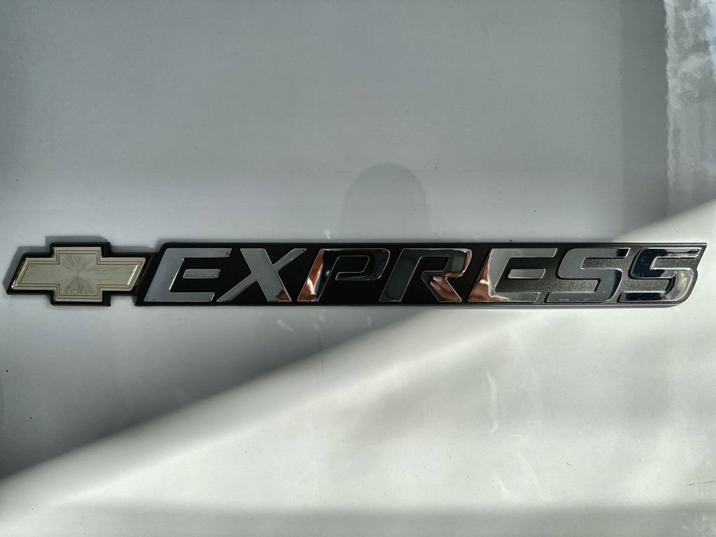 Used 2024 Chevrolet Express 2500 w/ Driver Convenience Package image 26