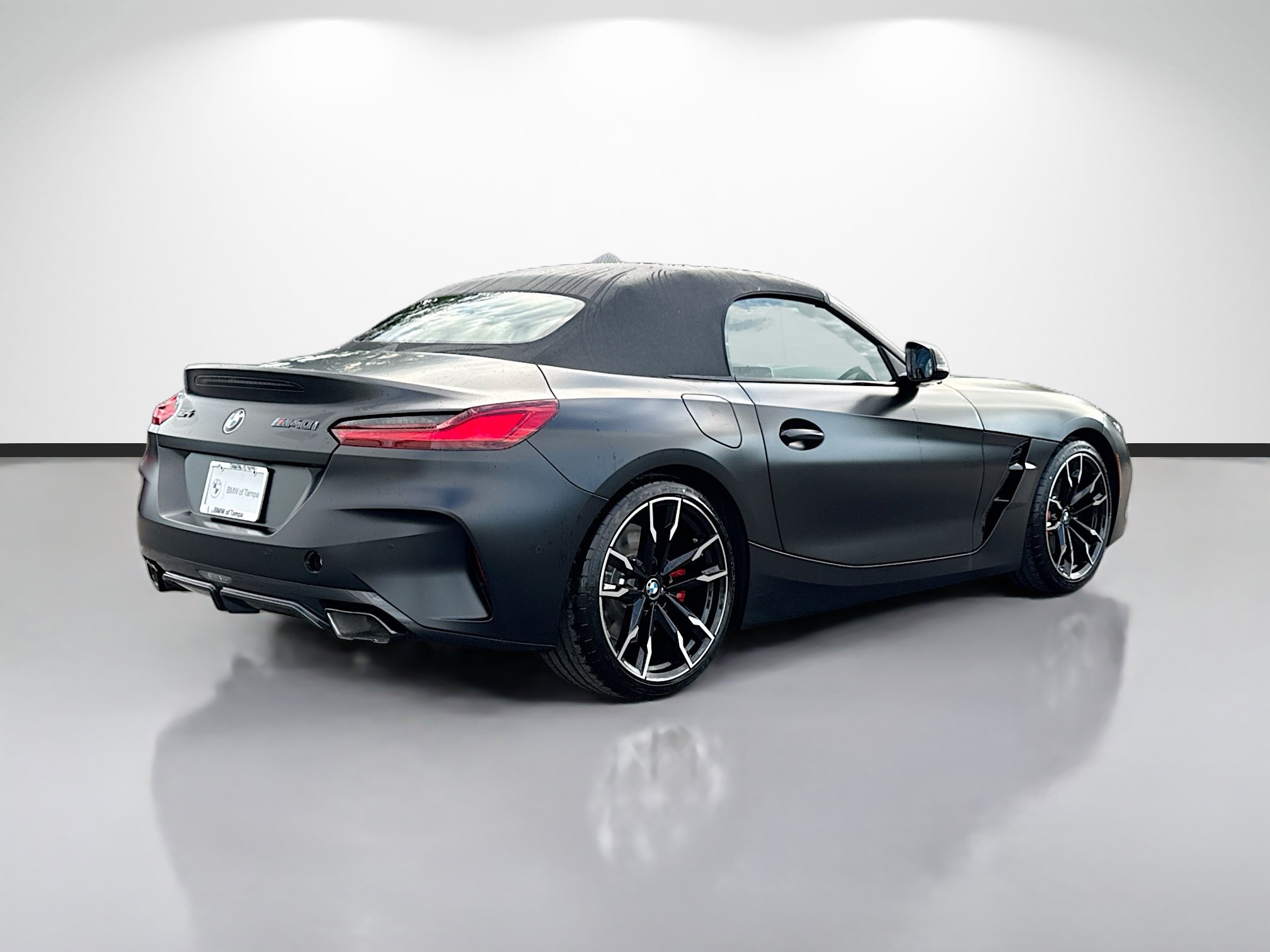 New 2026 BMW Z4 M40i RWD image 3