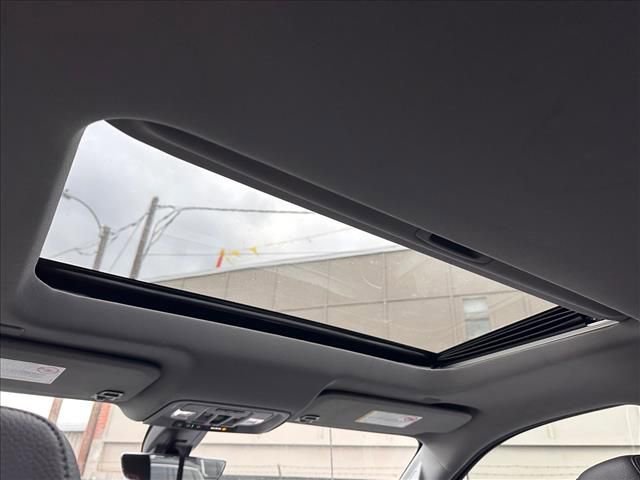 Certified 2021 GMC Sierra 2500 Denali w/ Denali Black Diamond Edition image 15