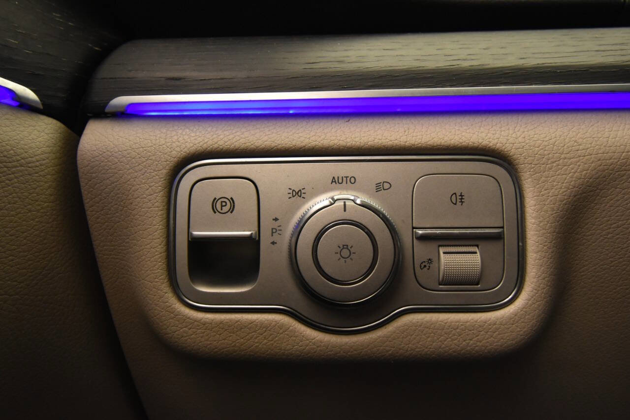 Used 2020 Mercedes-Benz GLE 350 4MATIC image 32