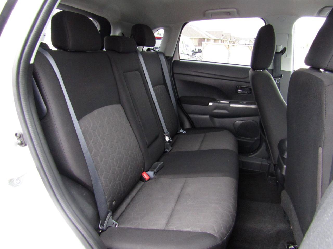 Used 2021 Mitsubishi Outlander Sport SE AWD/4WD image 24