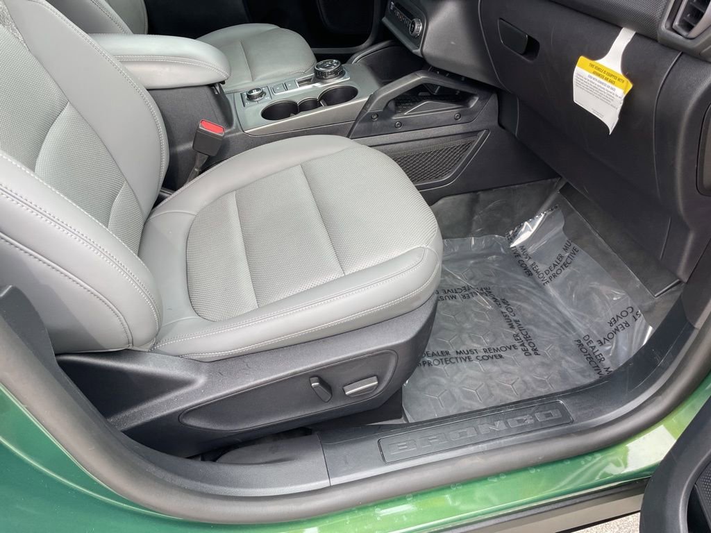 Used 2025 Ford Bronco Sport Badlands image 24