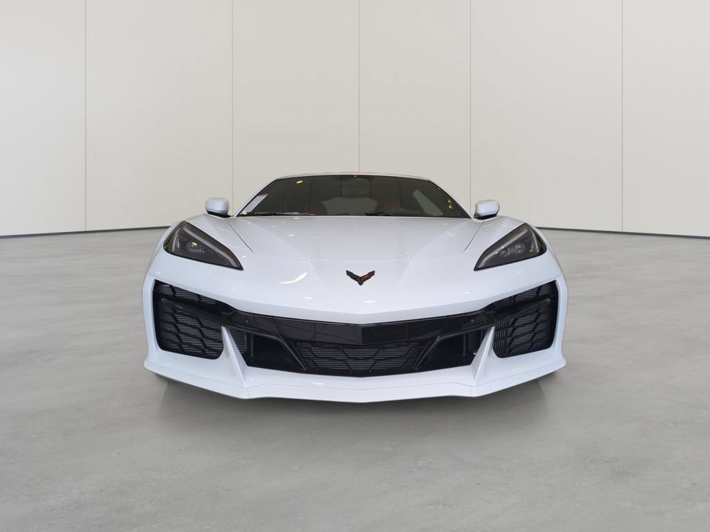 New 2025 Chevrolet Corvette E-Ray w/ Stealth Interior Trim Package AWD/4WD image 8