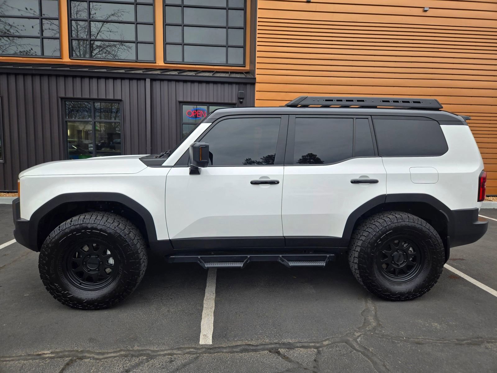 Used 2025 Toyota Land Cruiser 1958 image 2