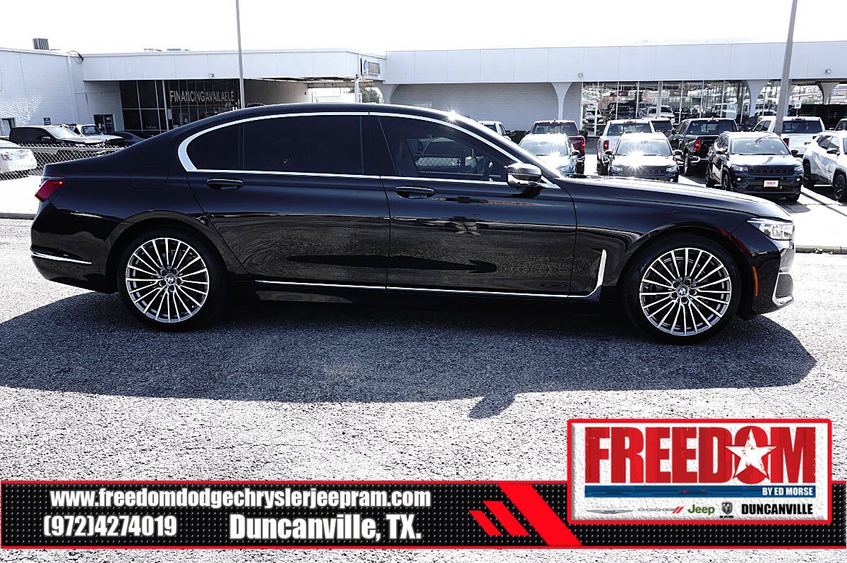 Used 2021 BMW 740i w/ Premium Package RWD image 6