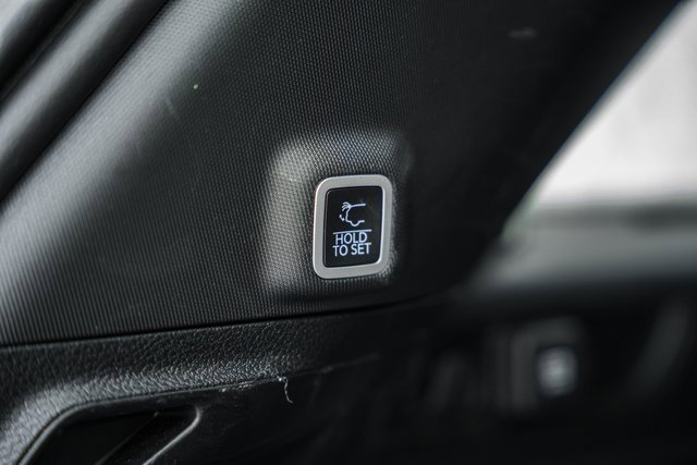 Used 2023 Jeep Grand Cherokee Altitude image 19