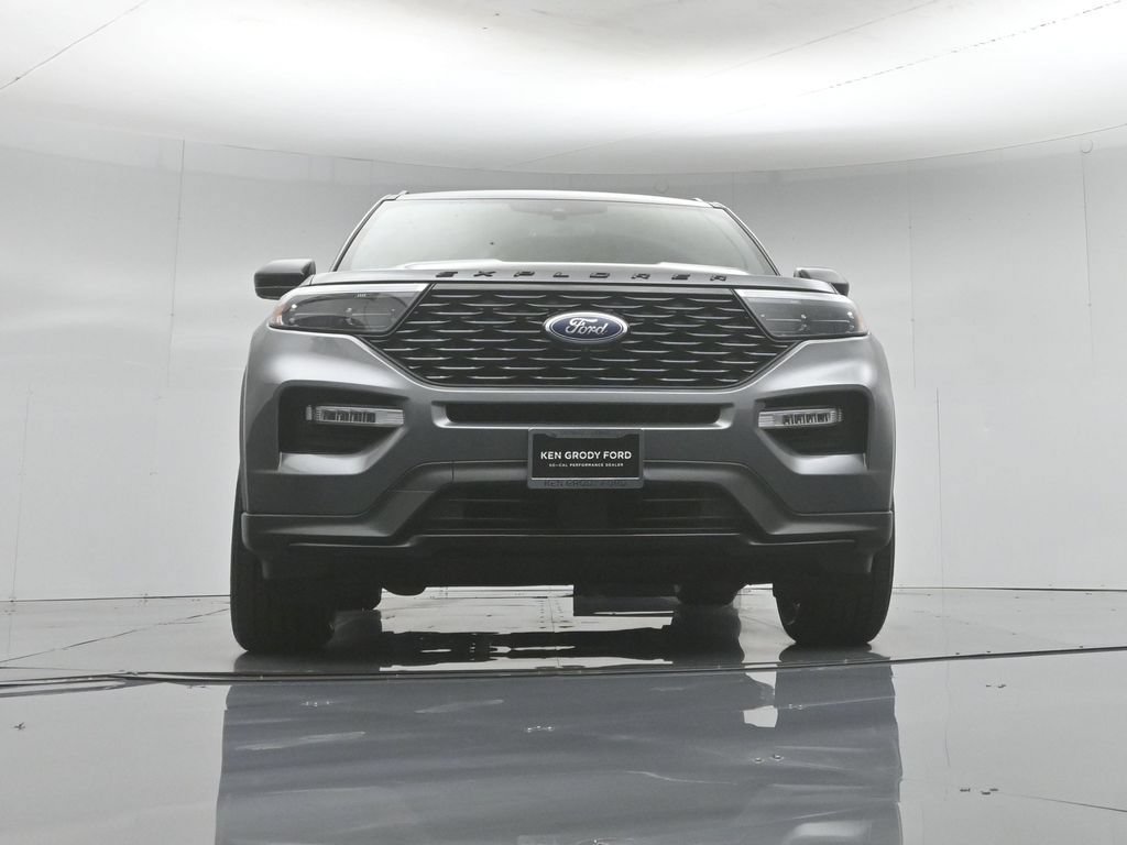 Certified 2022 Ford Explorer ST-Line w/ Class IV Trailer Tow Package AWD/4WD image 45
