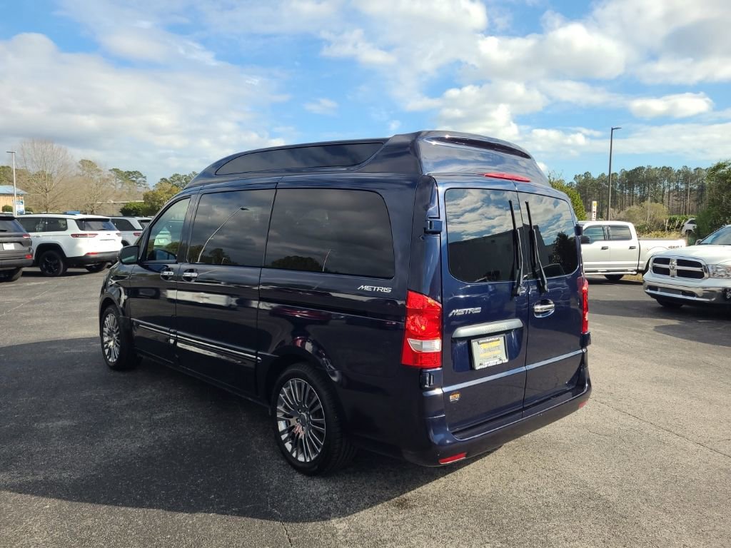 Used 2016 Mercedes-Benz Metris Passenger image 5