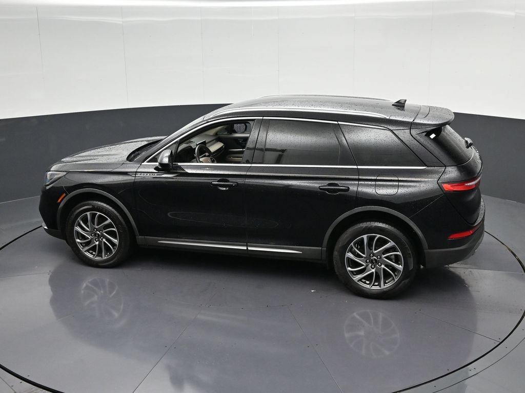 Used 2021 Lincoln Corsair AWD w/ Equipment Group 101A image 26